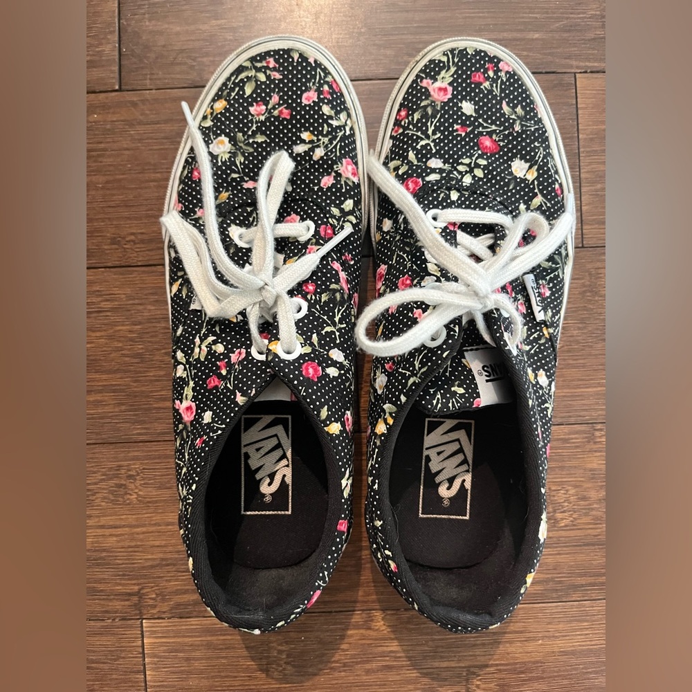 Flowered Vans size 8 US